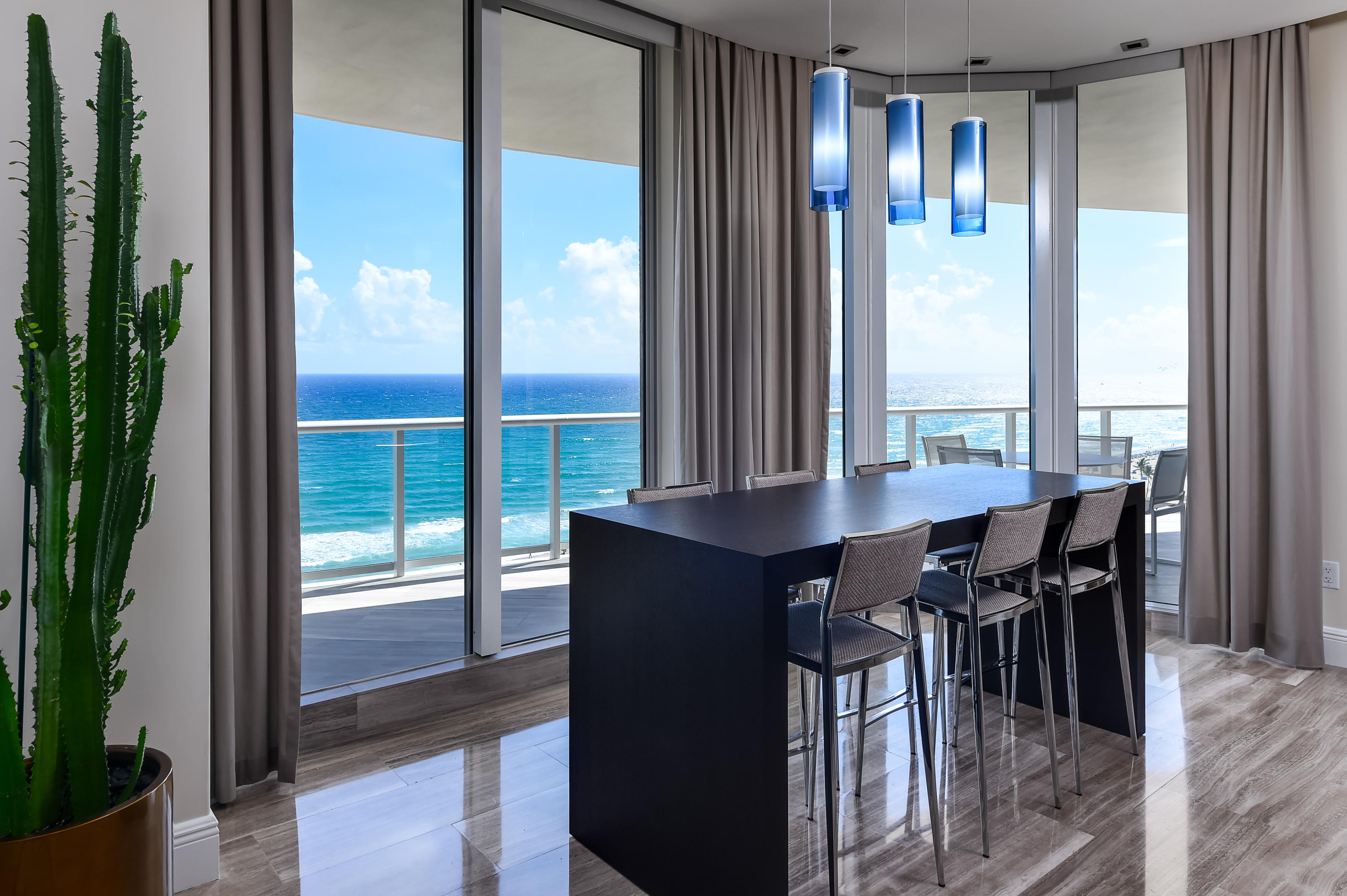 The Ritz-Carlton Residences - Residential