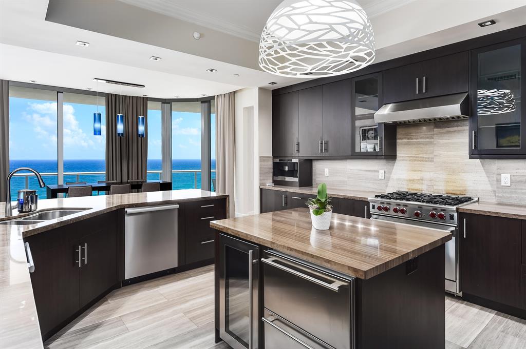 The Ritz-Carlton Residences - Residential