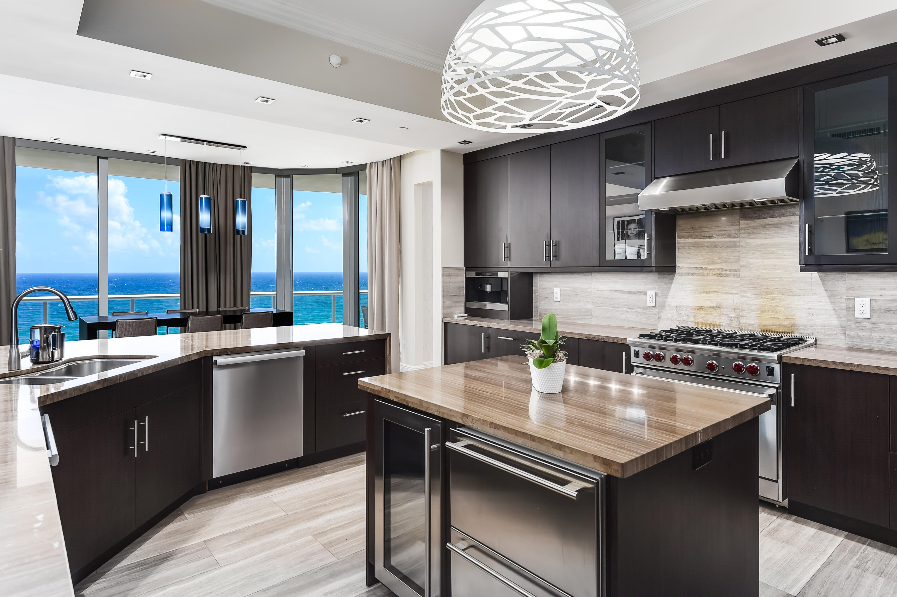 The Ritz-Carlton Residences - Residential