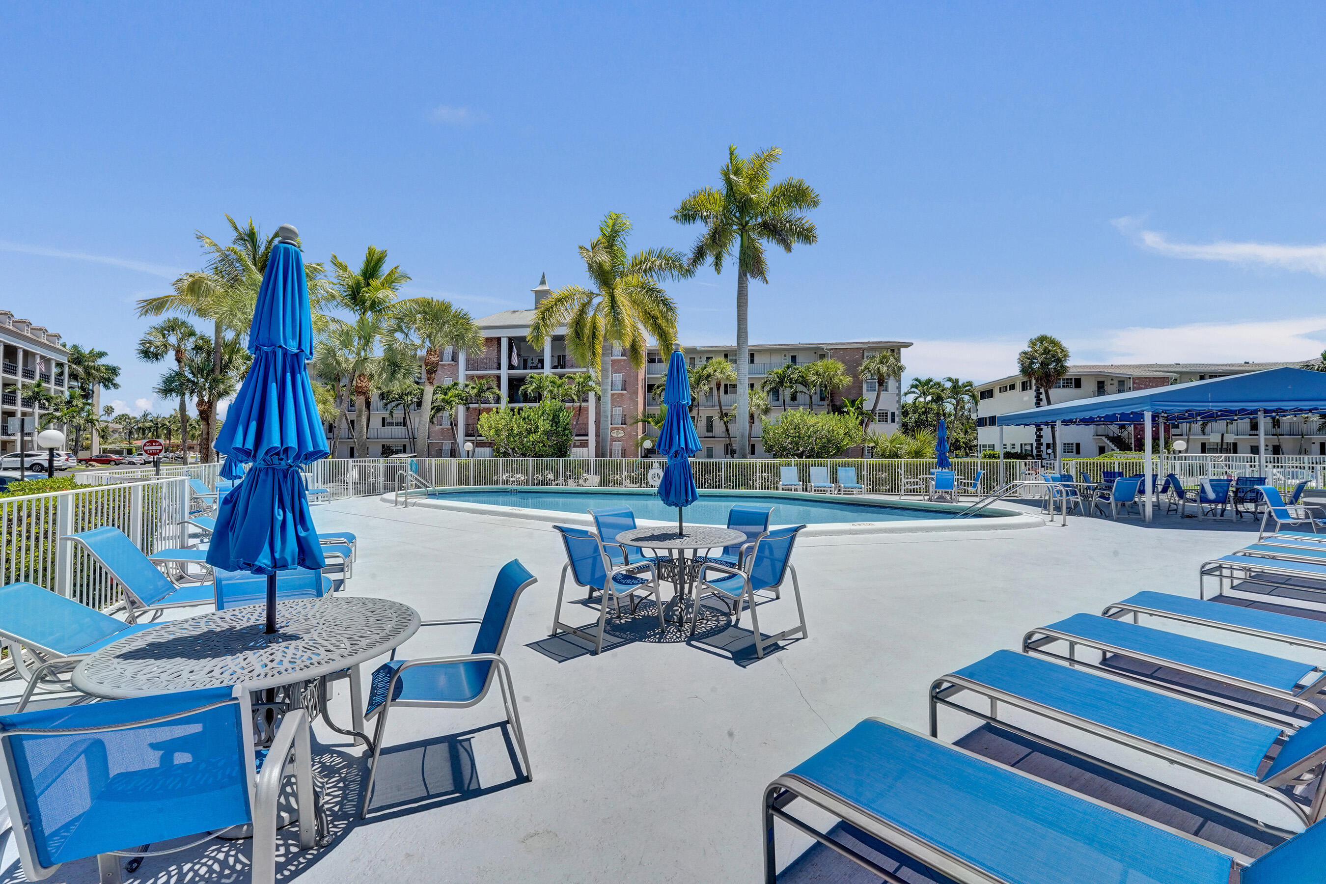 ISLE OF PARADISE CO-OP F - Residential