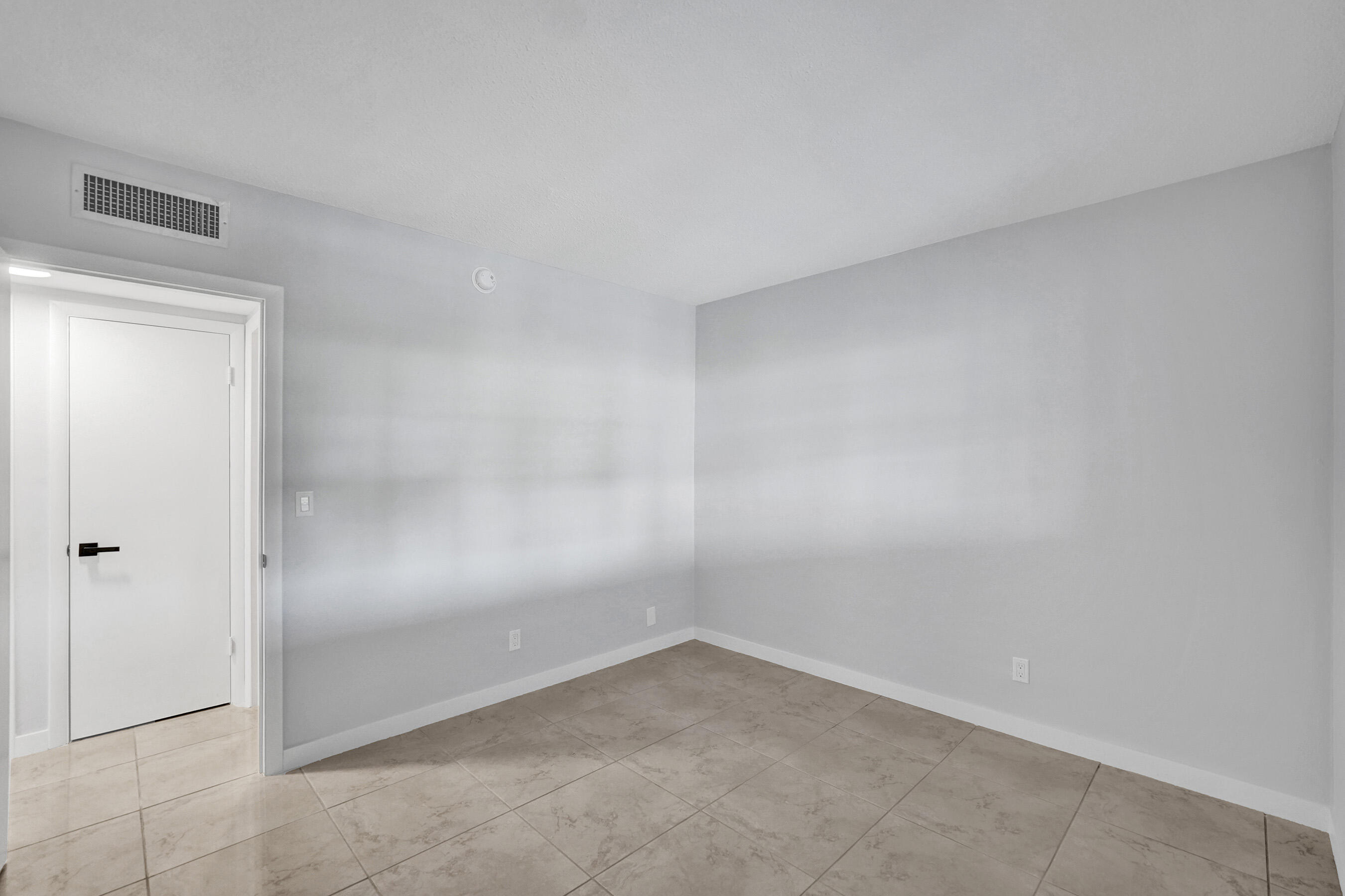 ISLE OF PARADISE CO-OP F - Residential