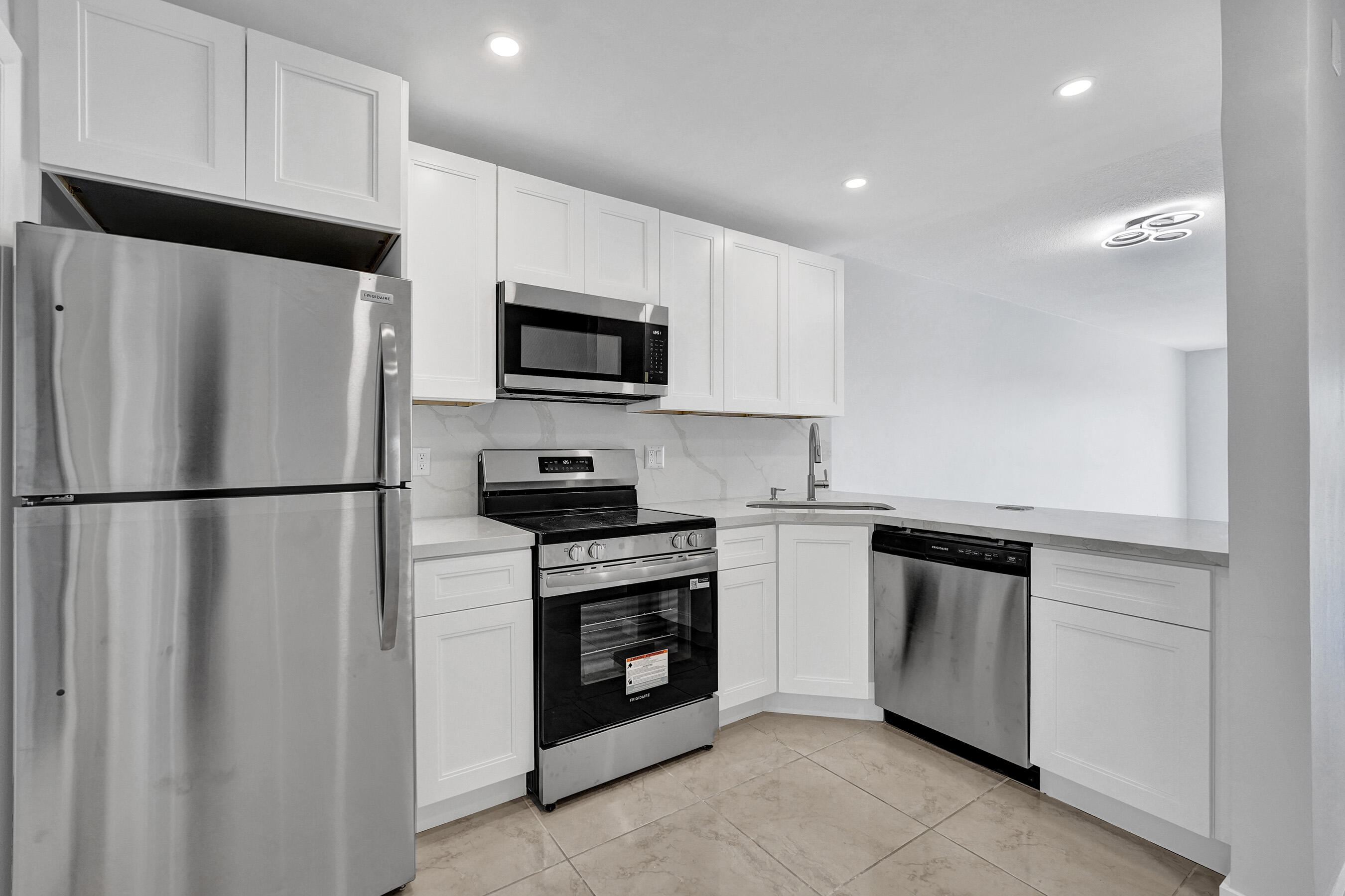 ISLE OF PARADISE CO-OP F - Residential