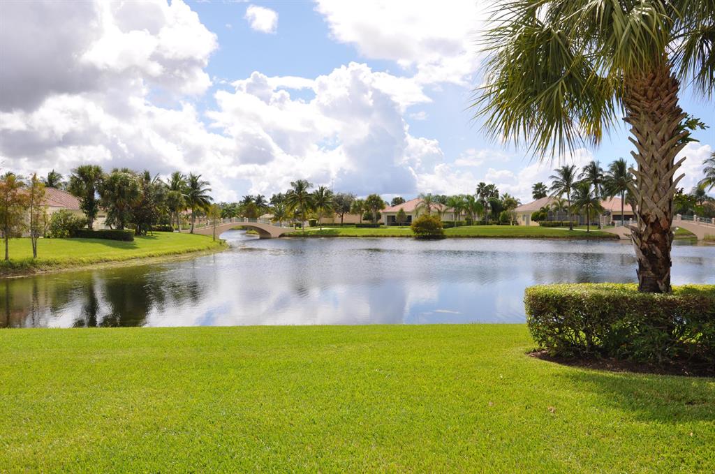 Villagwalk of Wellington - Residential