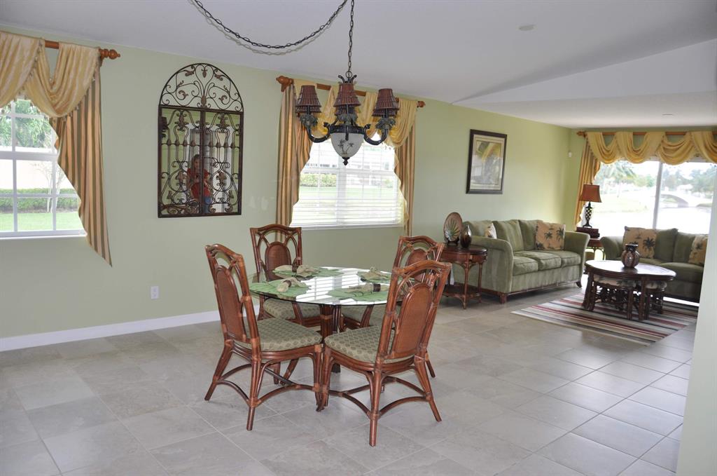 Villagwalk of Wellington - Residential