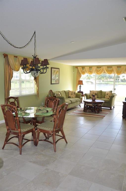 Villagwalk of Wellington - Residential