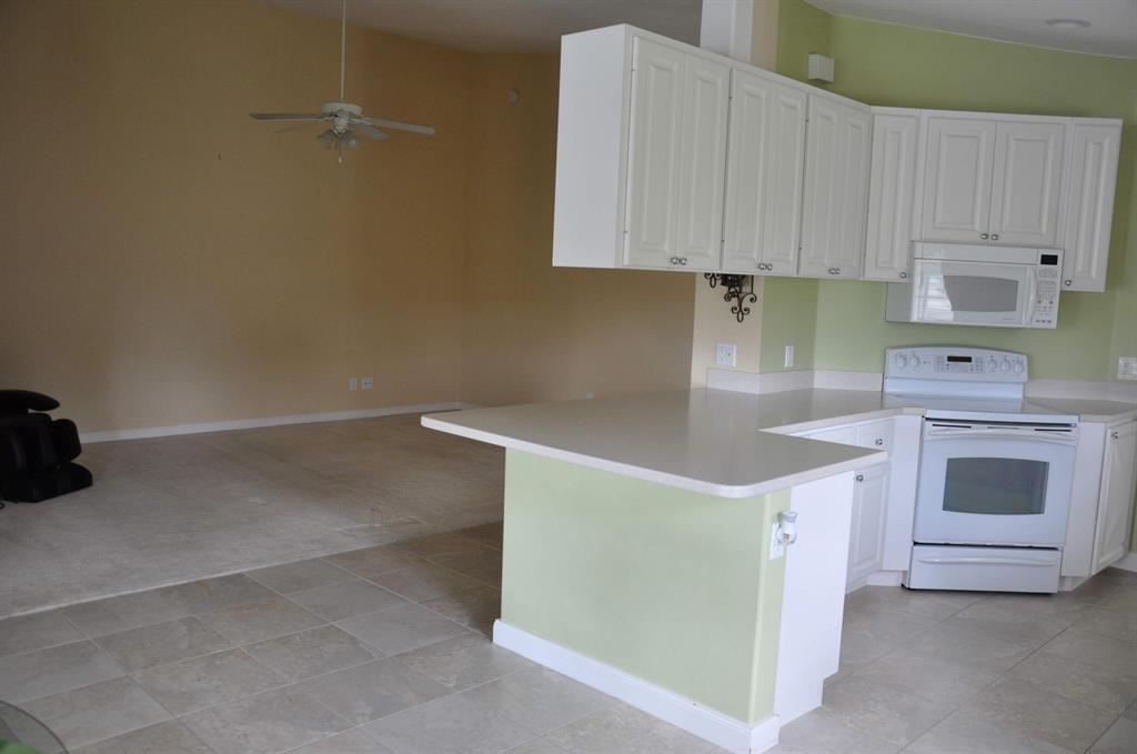 Villagwalk of Wellington - Residential