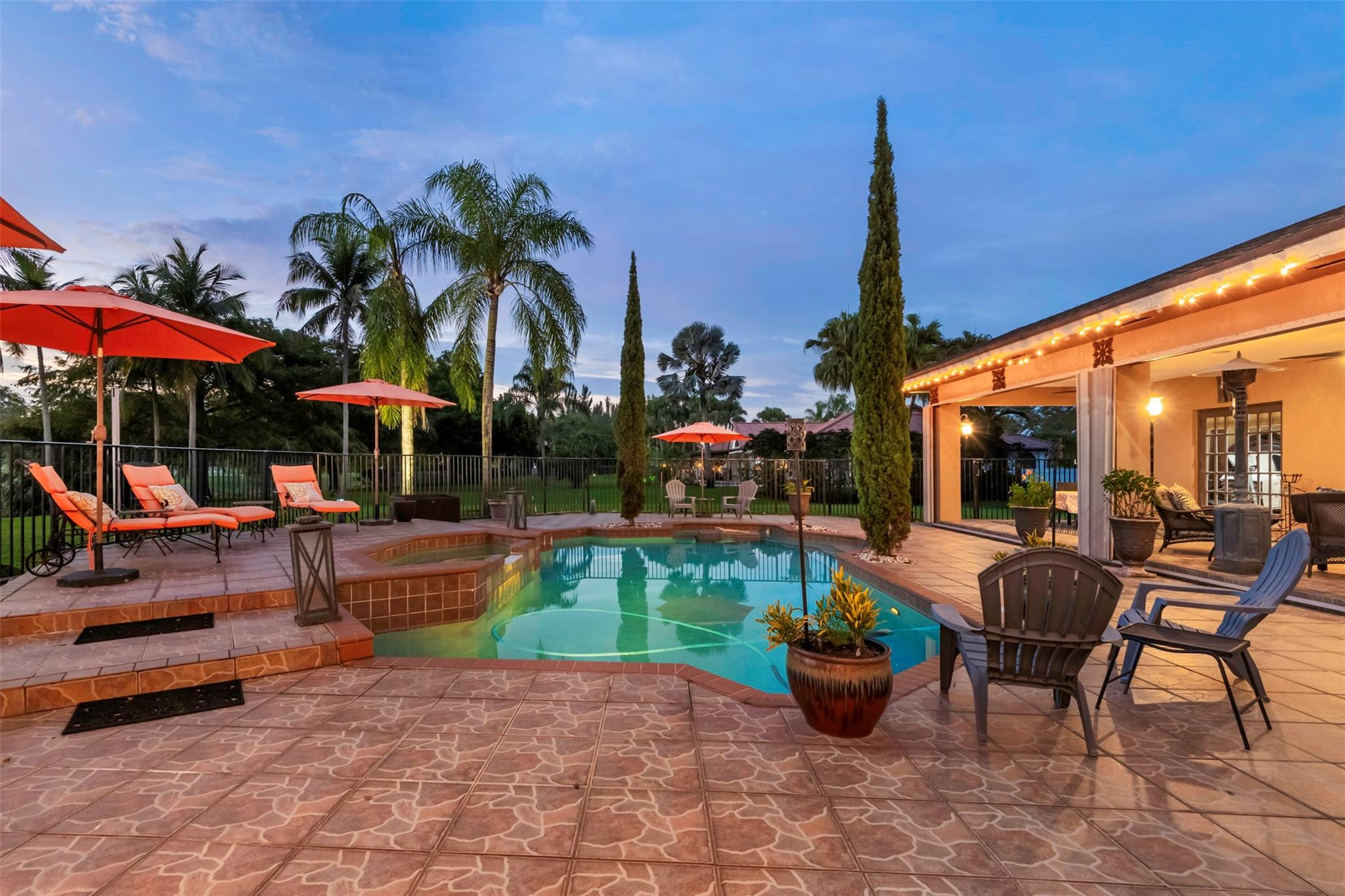 Davie Whispering Pines - Residential