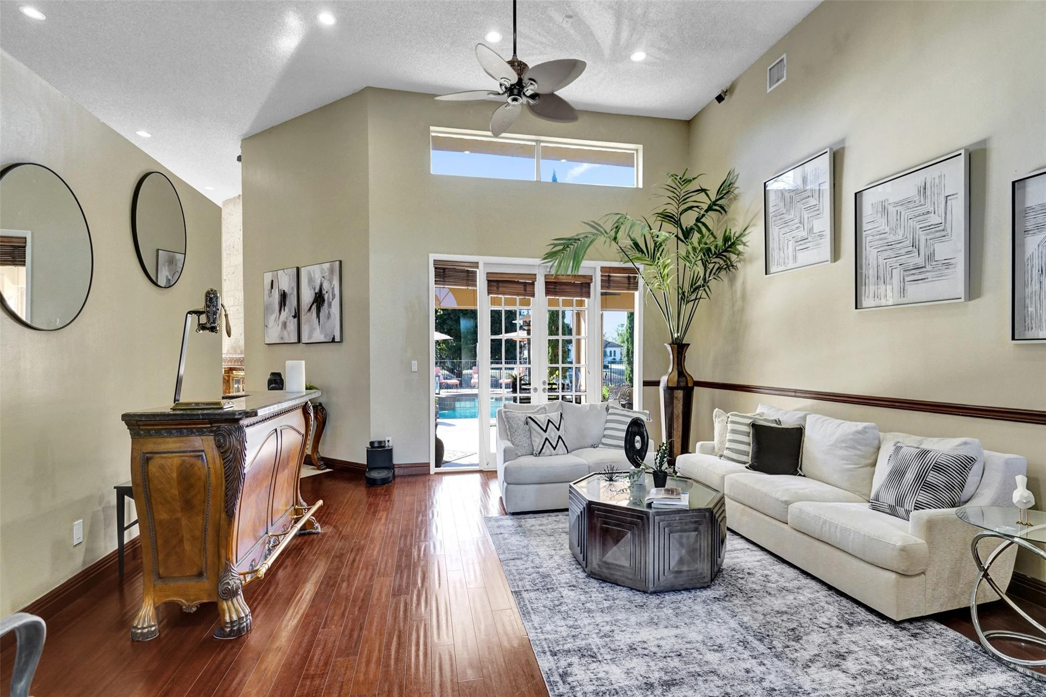 Davie Whispering Pines - Residential