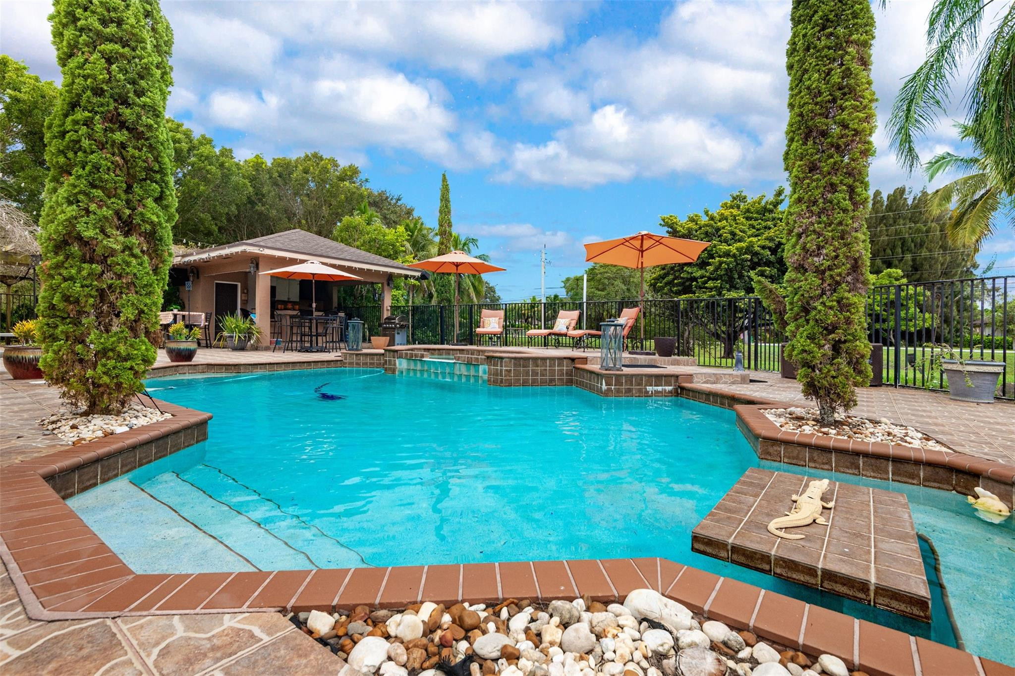 Davie Whispering Pines - Residential