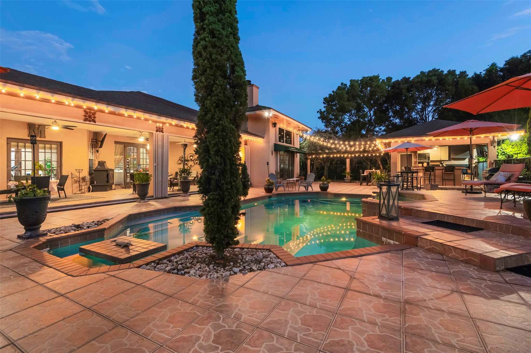 Davie Whispering Pines - Residential