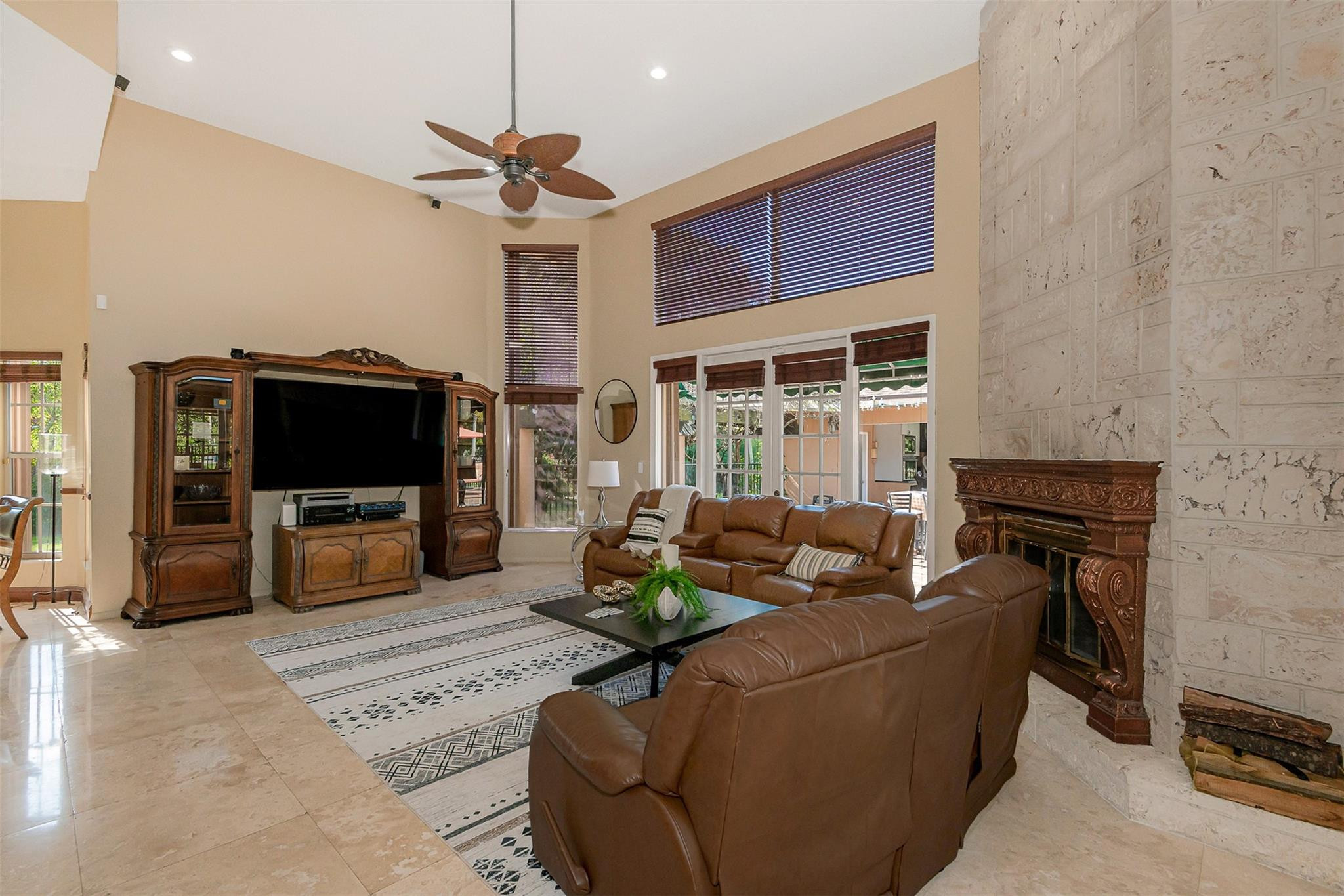 Davie Whispering Pines - Residential