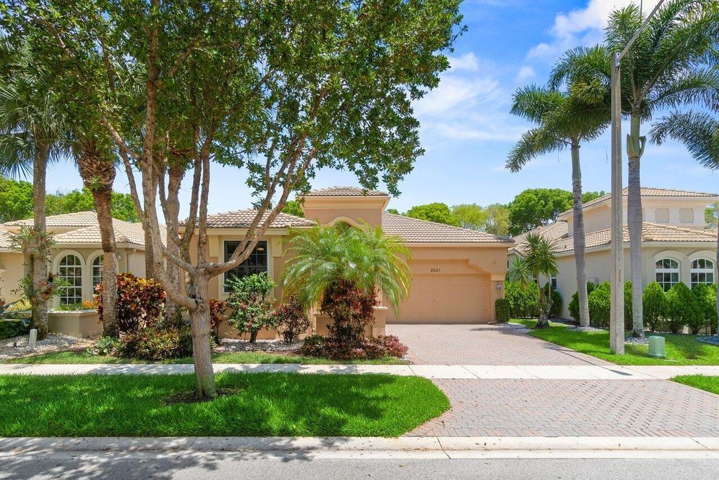 Photo of 8621 Via Brilliante, Wellington, FL 33411 (MLS # R11091461)