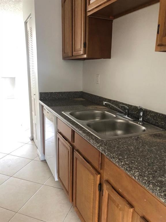 834 NW 82nd Ave 834