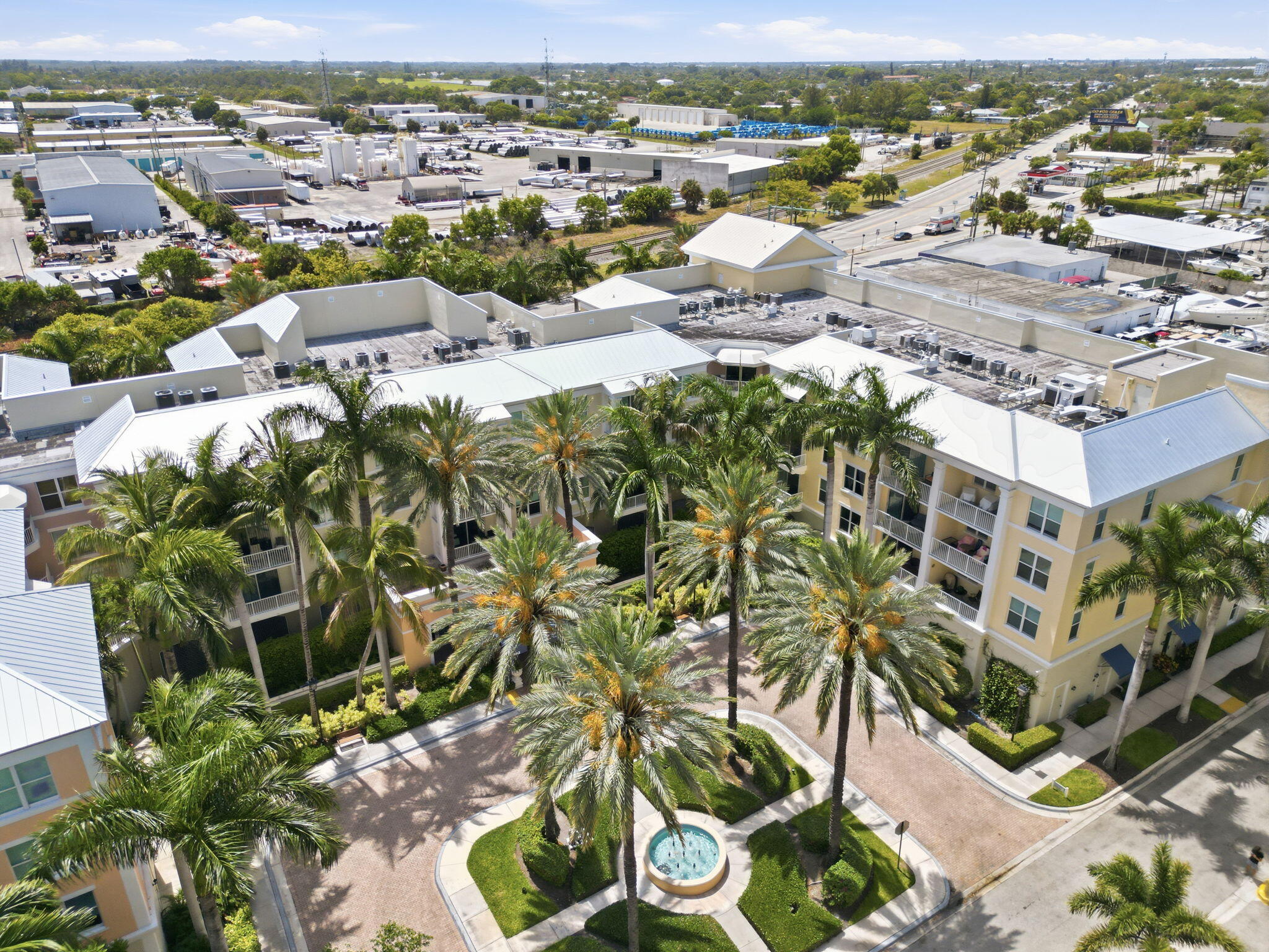 MOORINGS AT LANTANA CONDO 1 - Residential