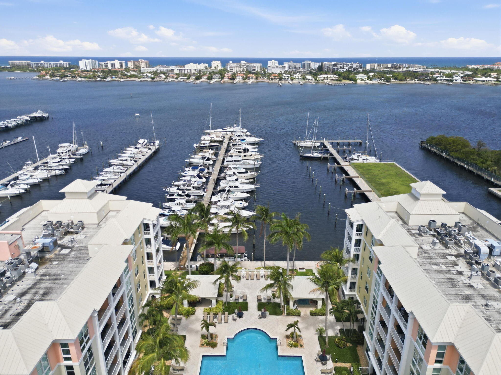 MOORINGS AT LANTANA CONDO 1 - Residential