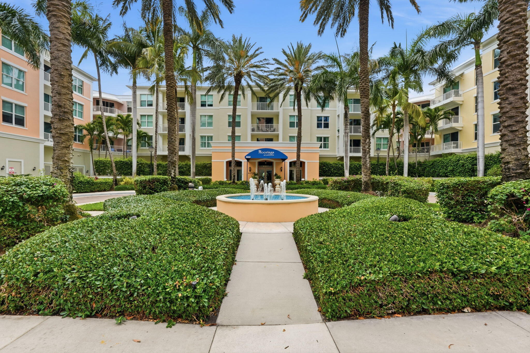 802 W Windward Way 304, Lantana, FL, 33462/$229,000 2 802 W Windward Way 304