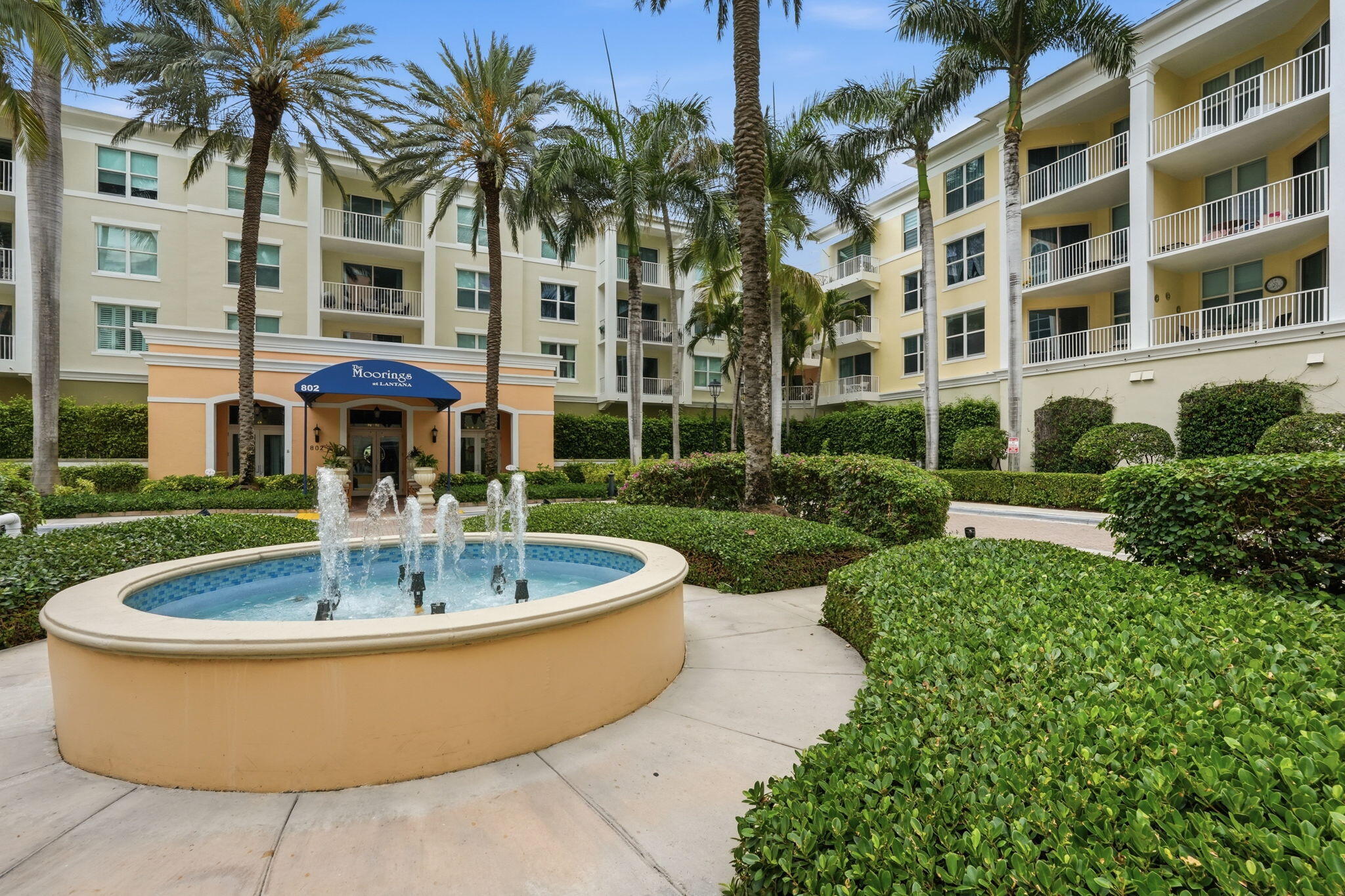 802 W Windward Way 304, Lantana, FL, 33462/$229,000 1 802 W Windward Way 304