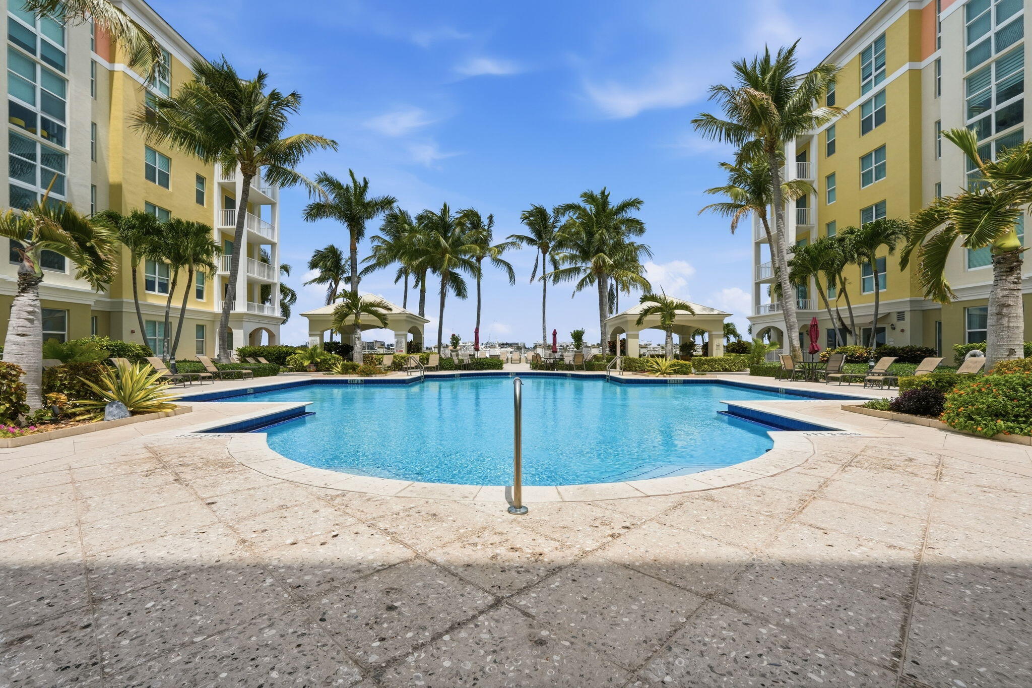 MOORINGS AT LANTANA CONDO 1 - Residential