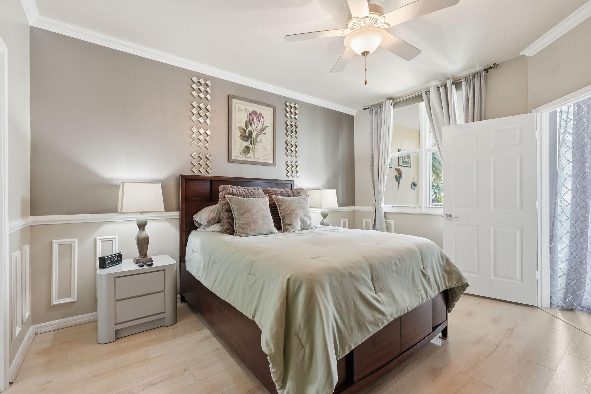 MOORINGS AT LANTANA CONDO 1 - Residential