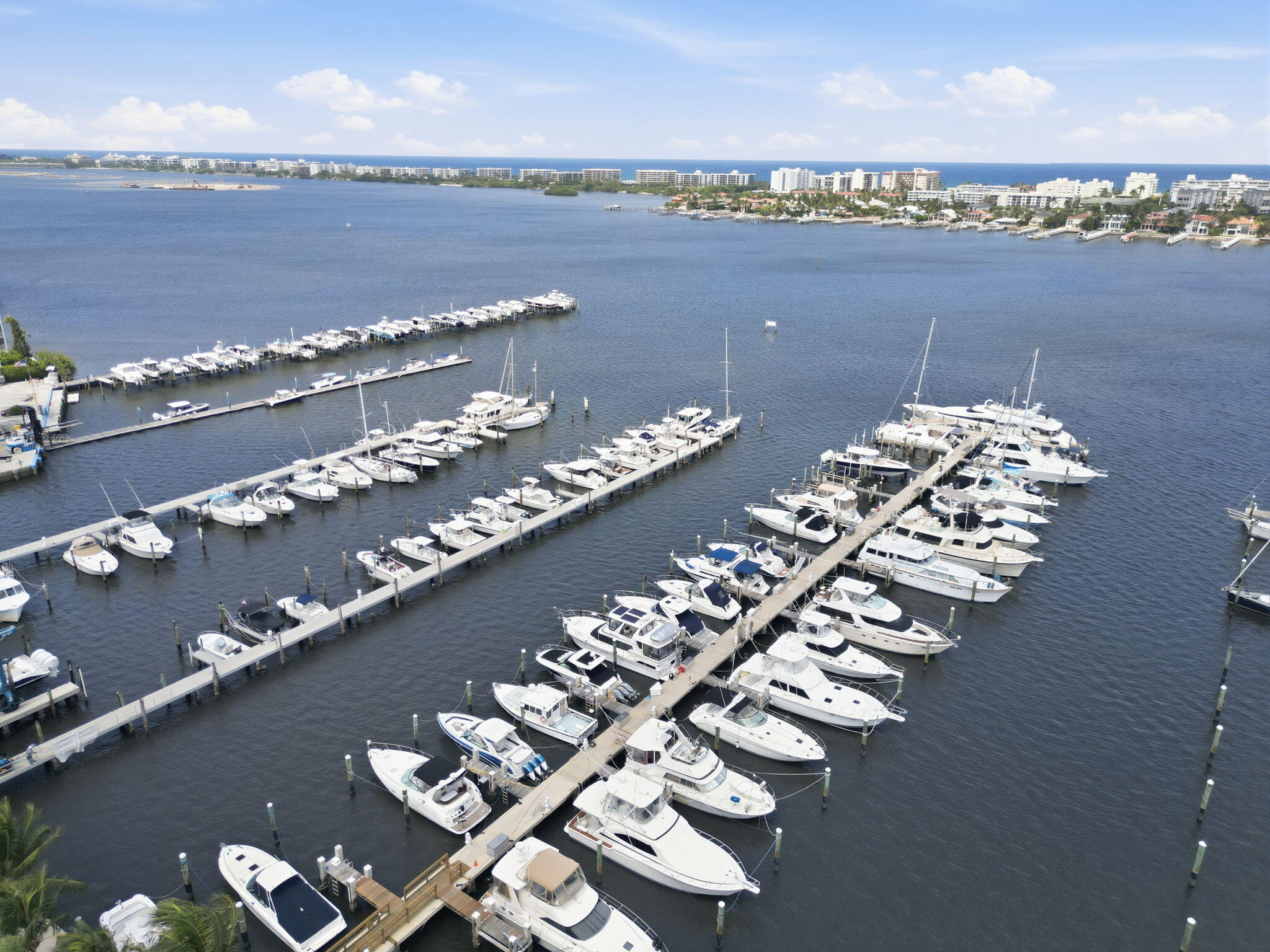MOORINGS AT LANTANA CONDO 1 - Residential