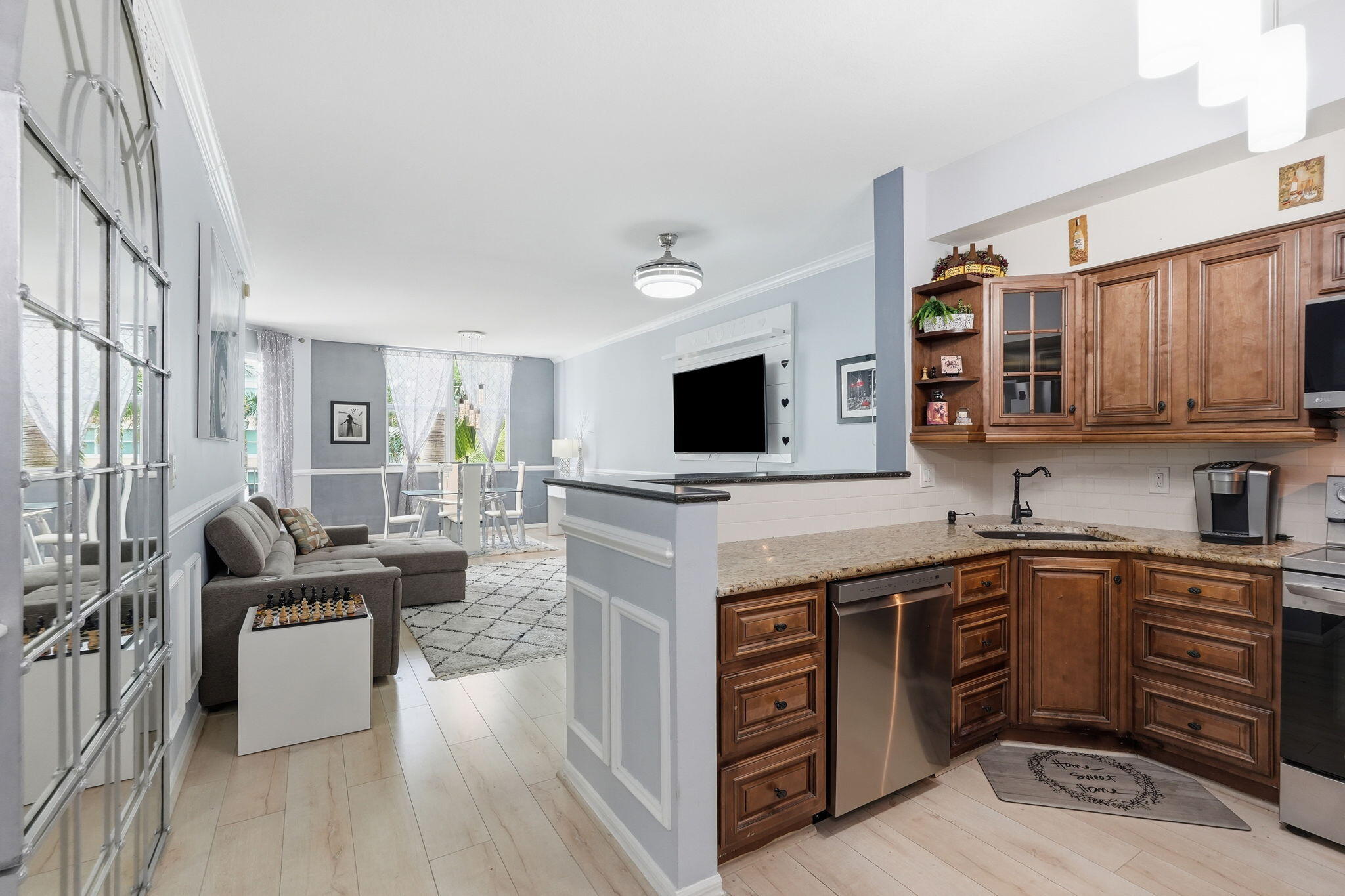 MOORINGS AT LANTANA CONDO 1 - Residential