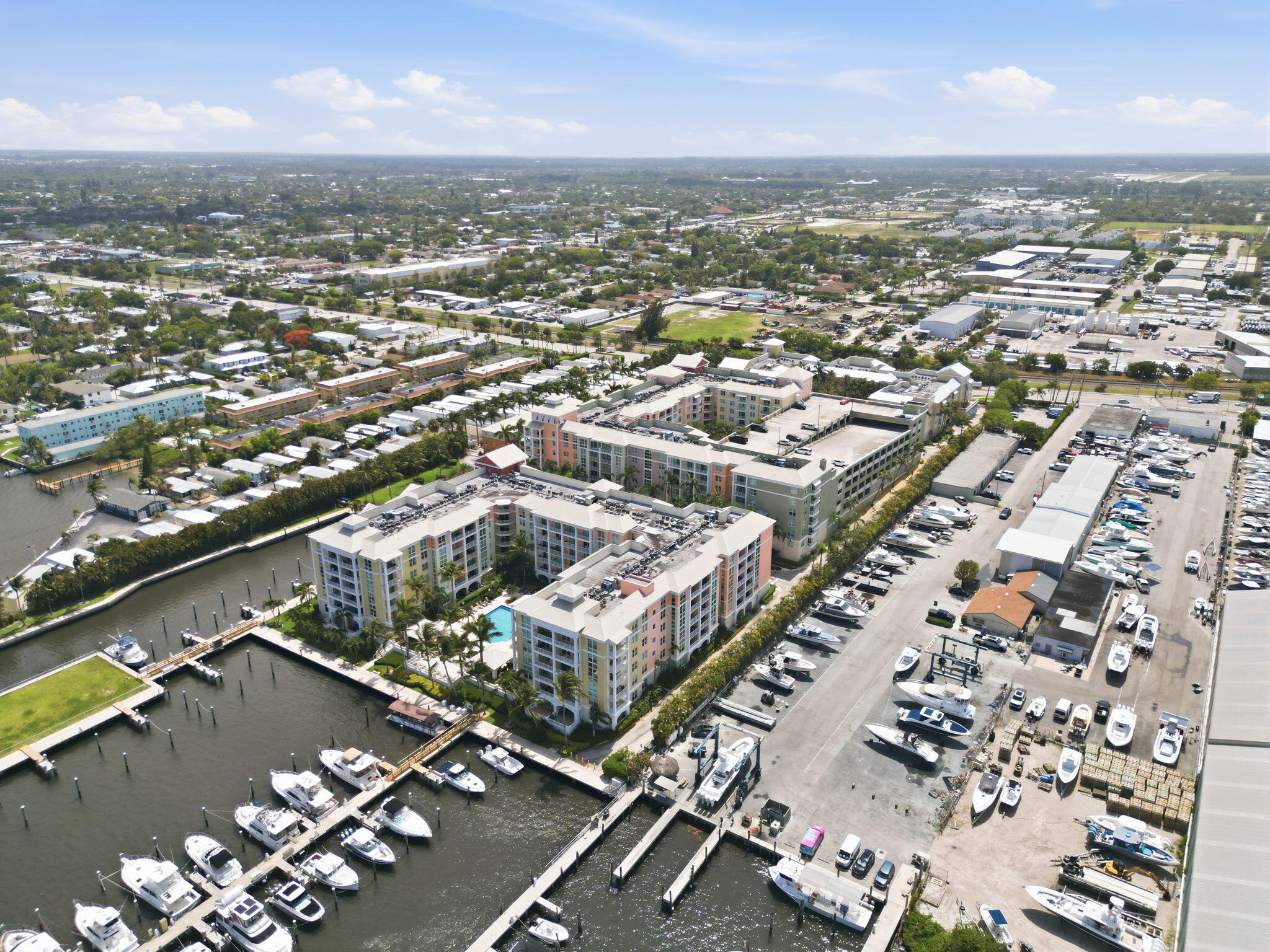 MOORINGS AT LANTANA CONDO 1 - Residential