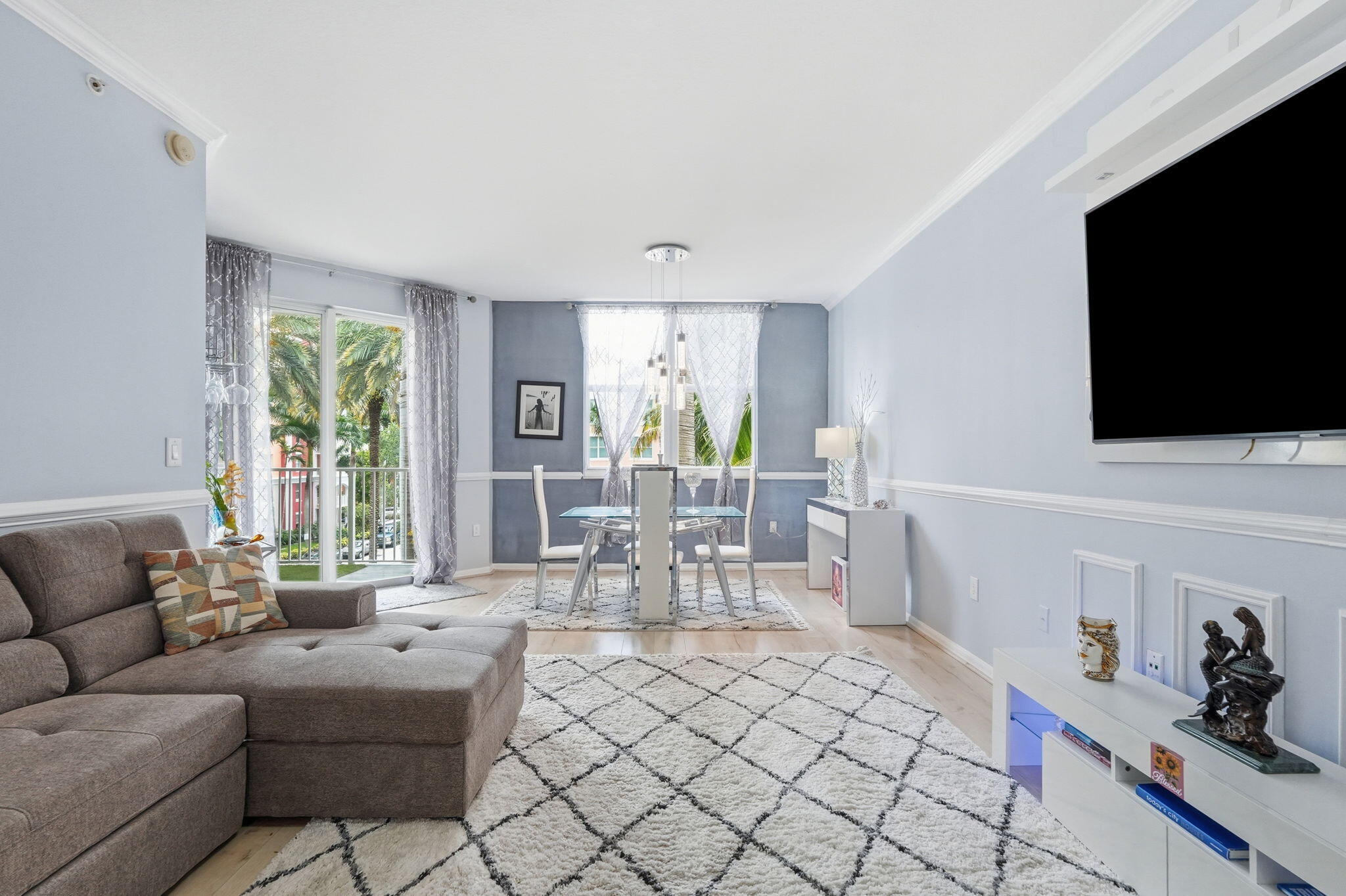 MOORINGS AT LANTANA CONDO 1 - Residential