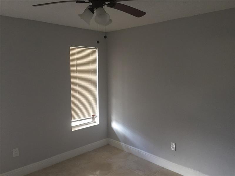 Brookfield Square Condo - Residential Lease