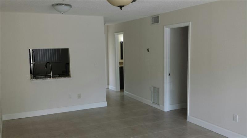 Brookfield Square Condo - Residential Lease