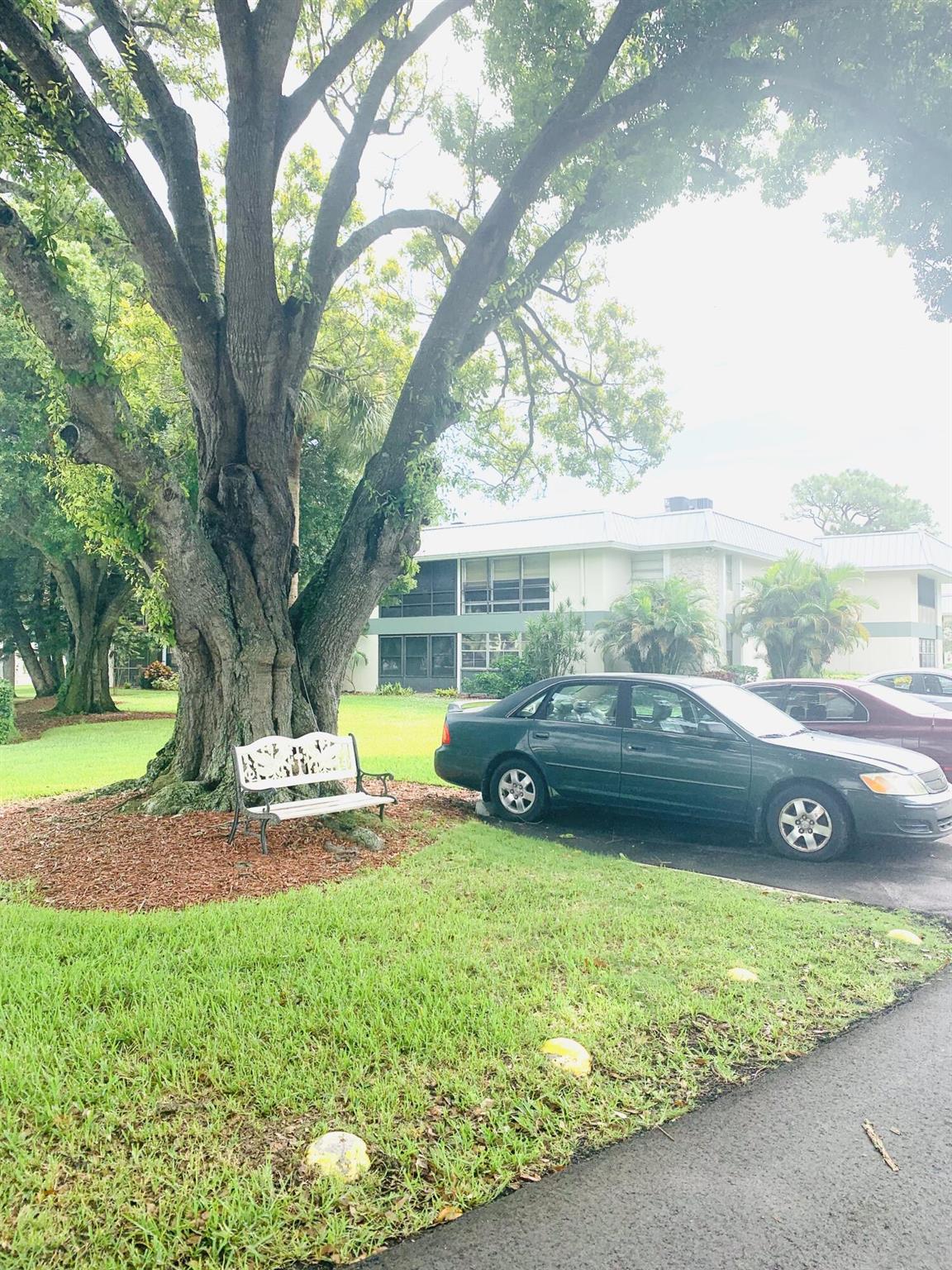 INLET HOUSE CONDOMINIUM - Residential