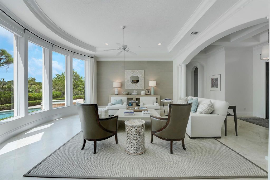 Photo of 140 Tulip Tree Court, Jupiter, FL 33458 (MLS # R11121108)