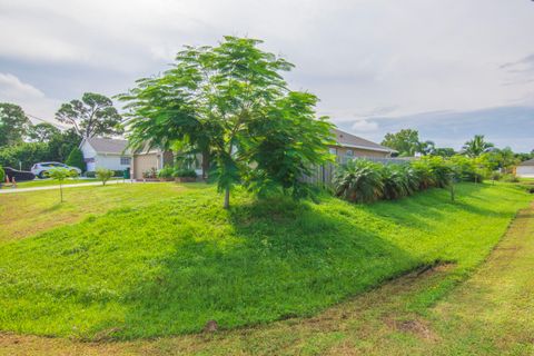 A home in Port St Lucie