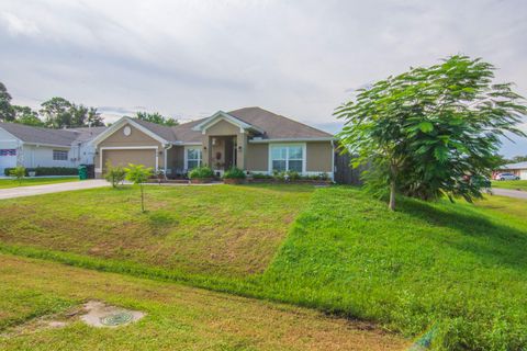 A home in Port St Lucie