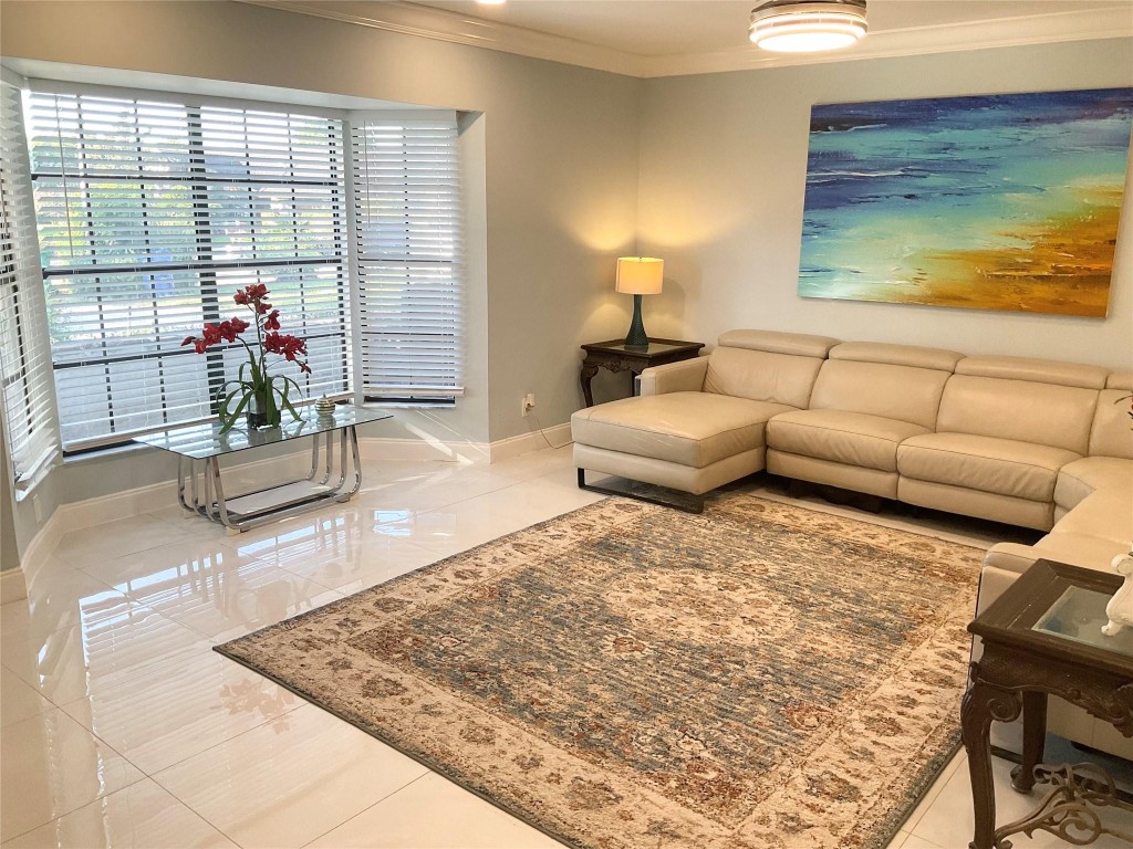 OAK WOOD - Residential