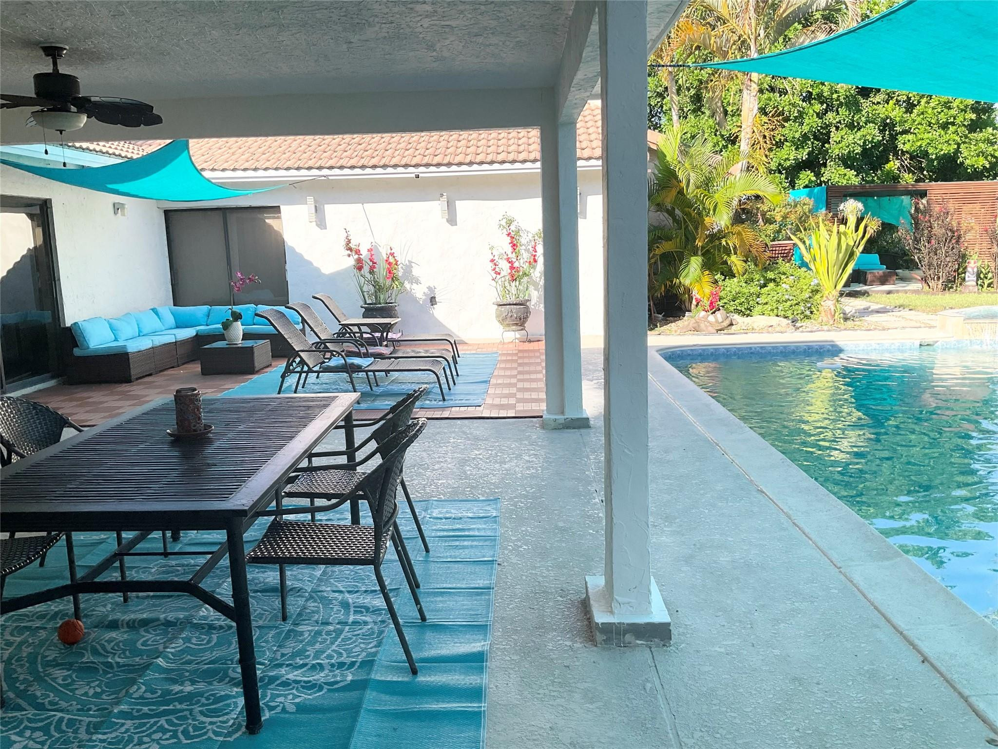 OAK WOOD - Residential