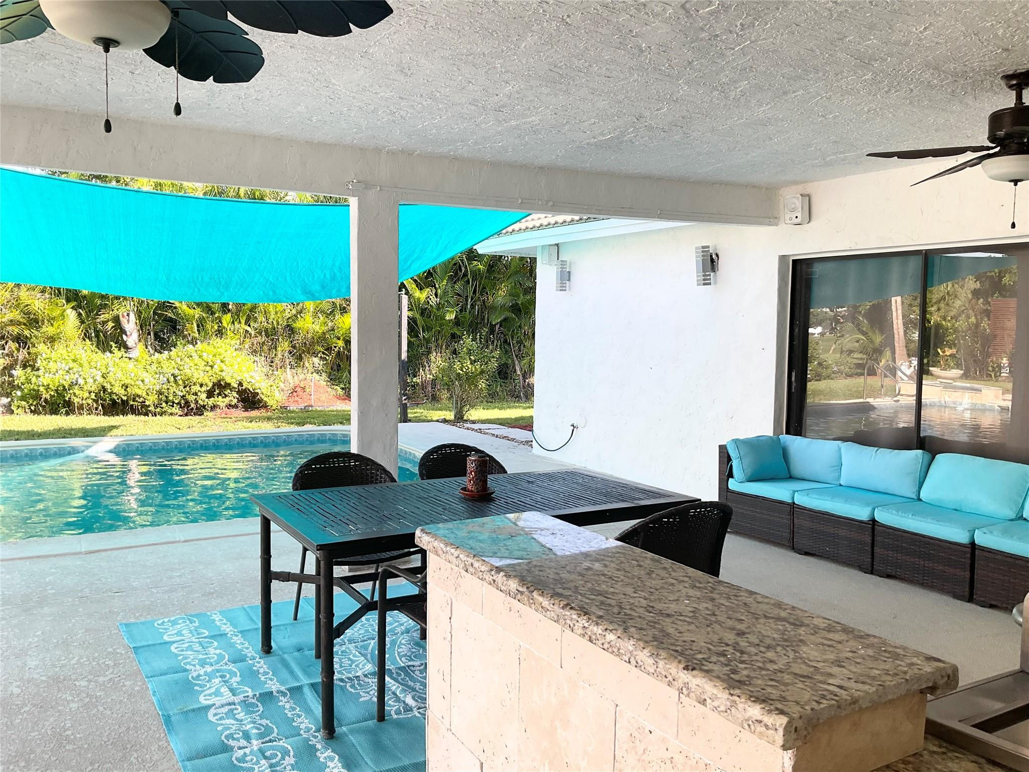 OAK WOOD - Residential