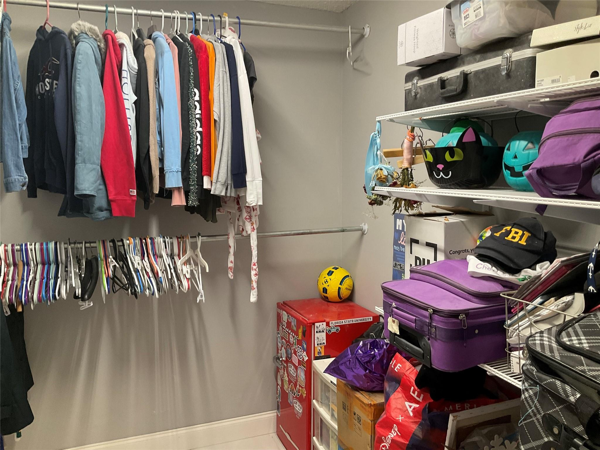 OAK WOOD - Residential