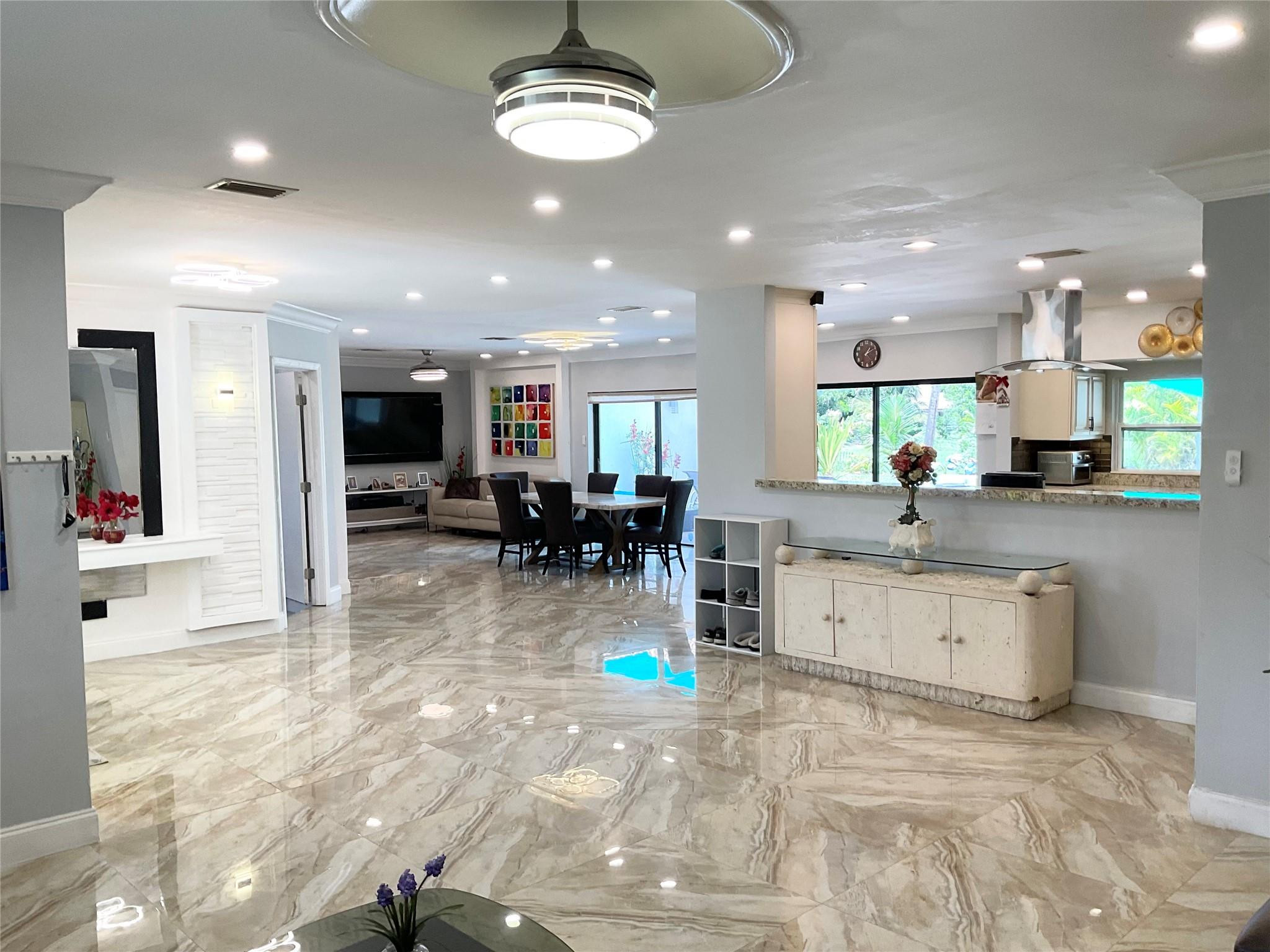 OAK WOOD - Residential