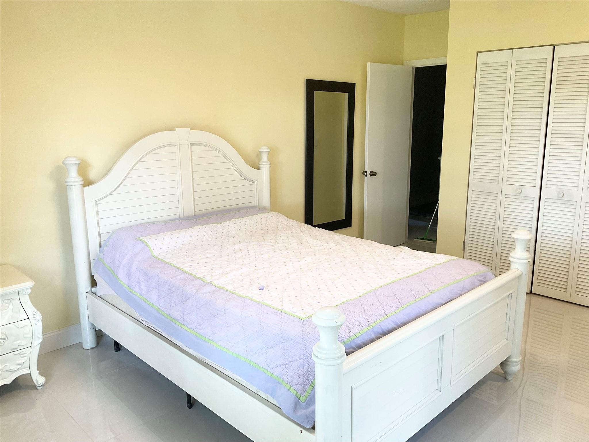 OAK WOOD - Residential