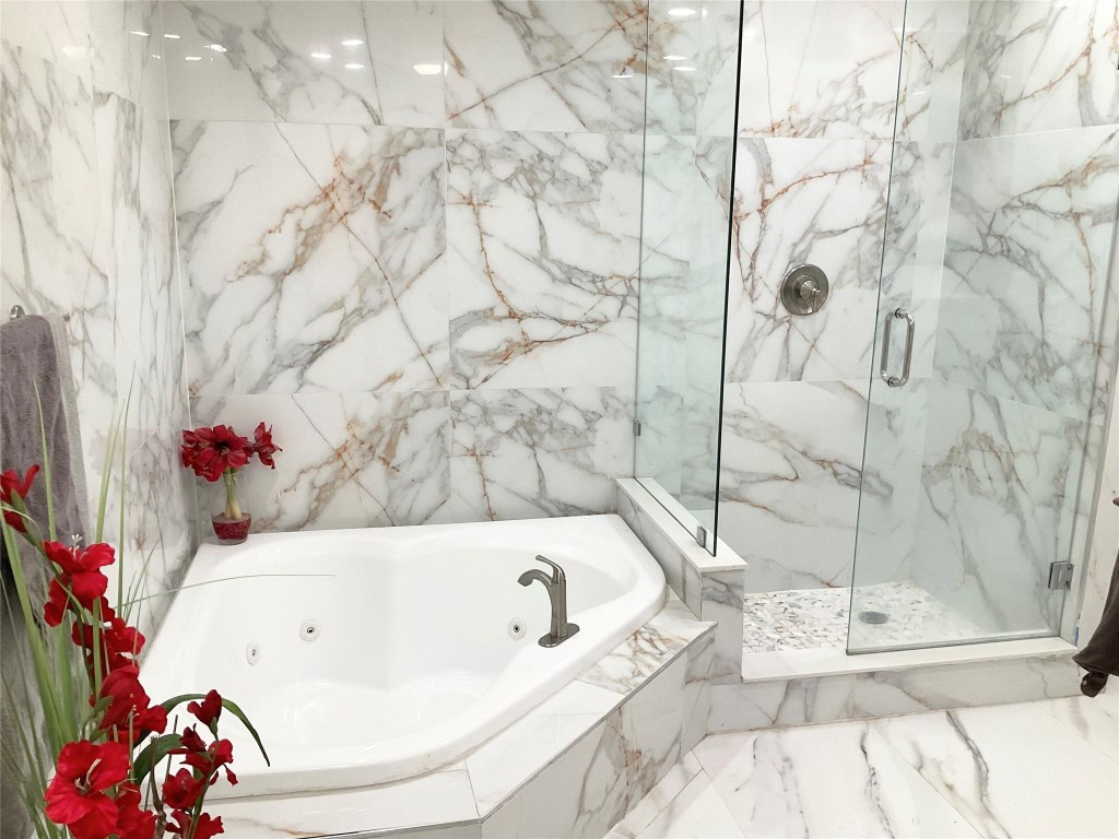 OAK WOOD - Residential