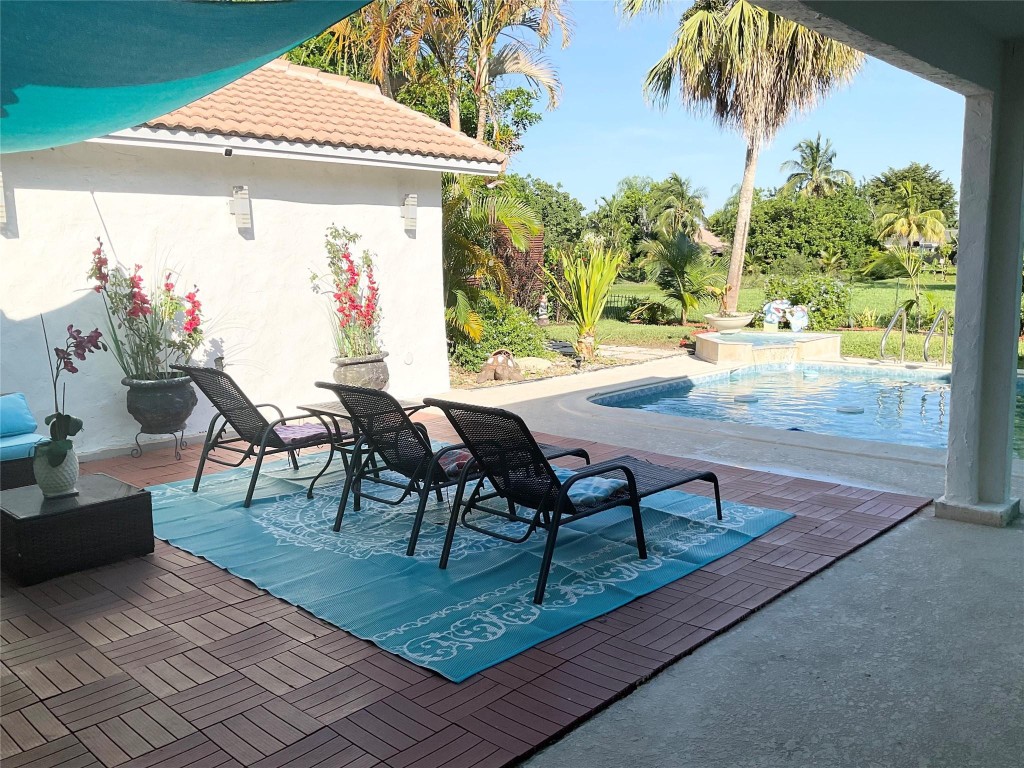 OAK WOOD - Residential