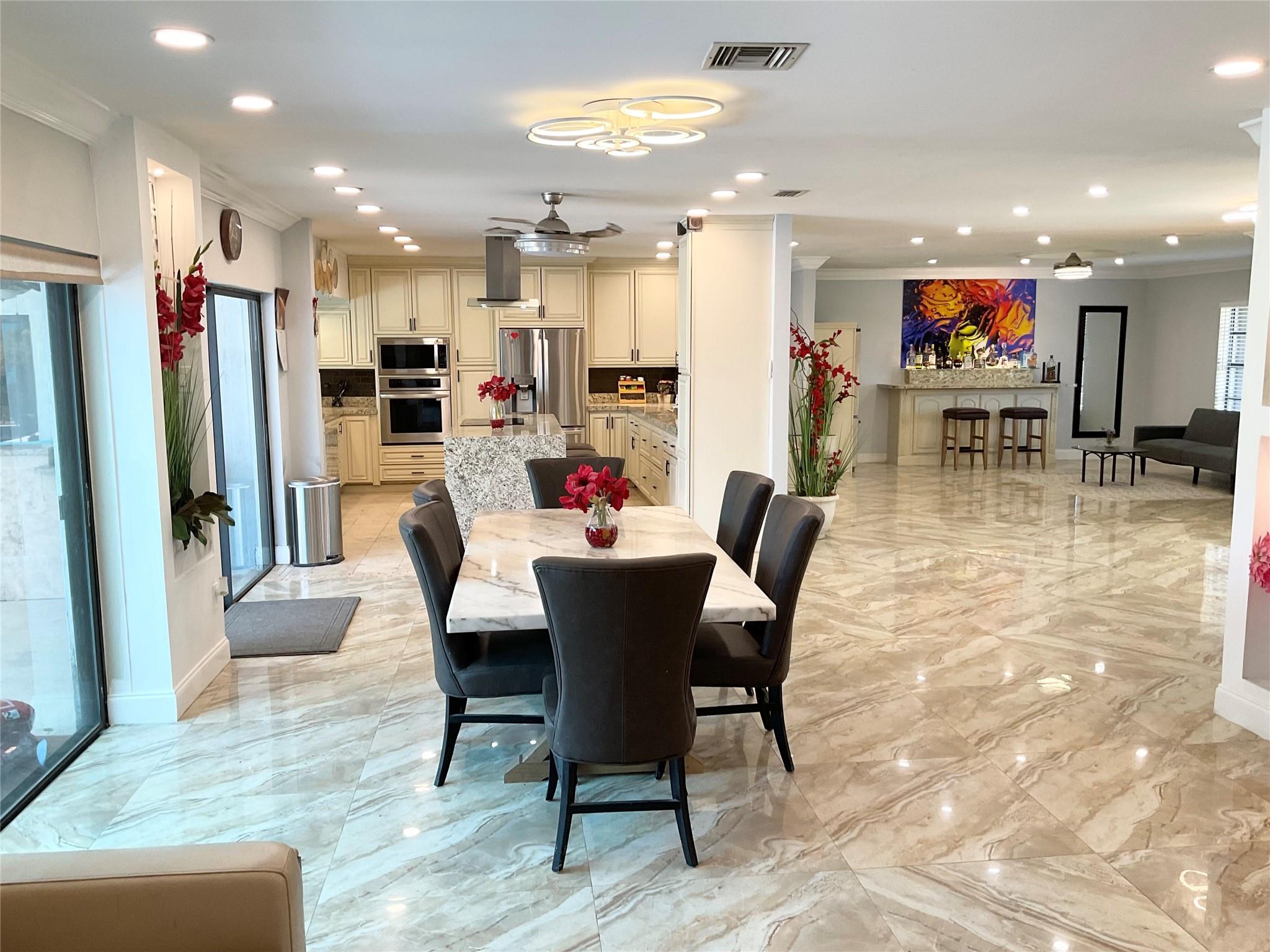 OAK WOOD - Residential