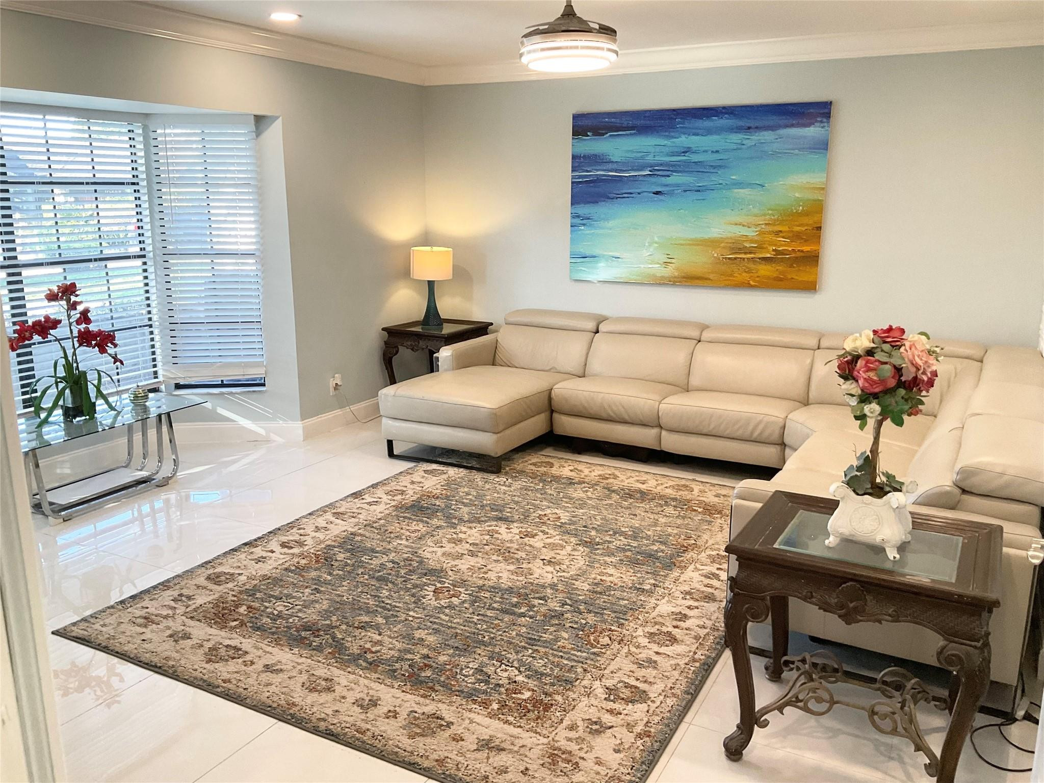 OAK WOOD - Residential