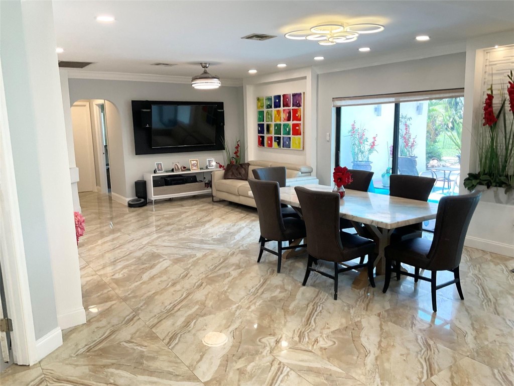 OAK WOOD - Residential