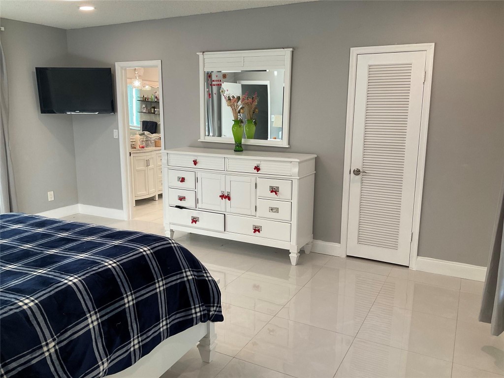 OAK WOOD - Residential