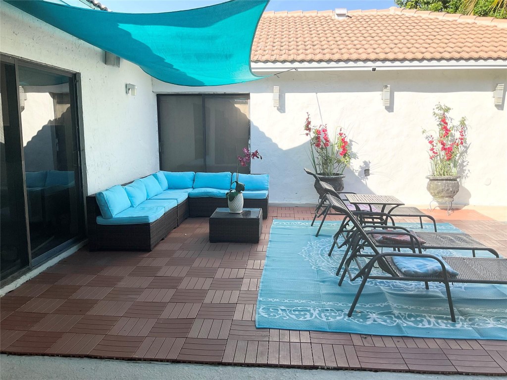 OAK WOOD - Residential