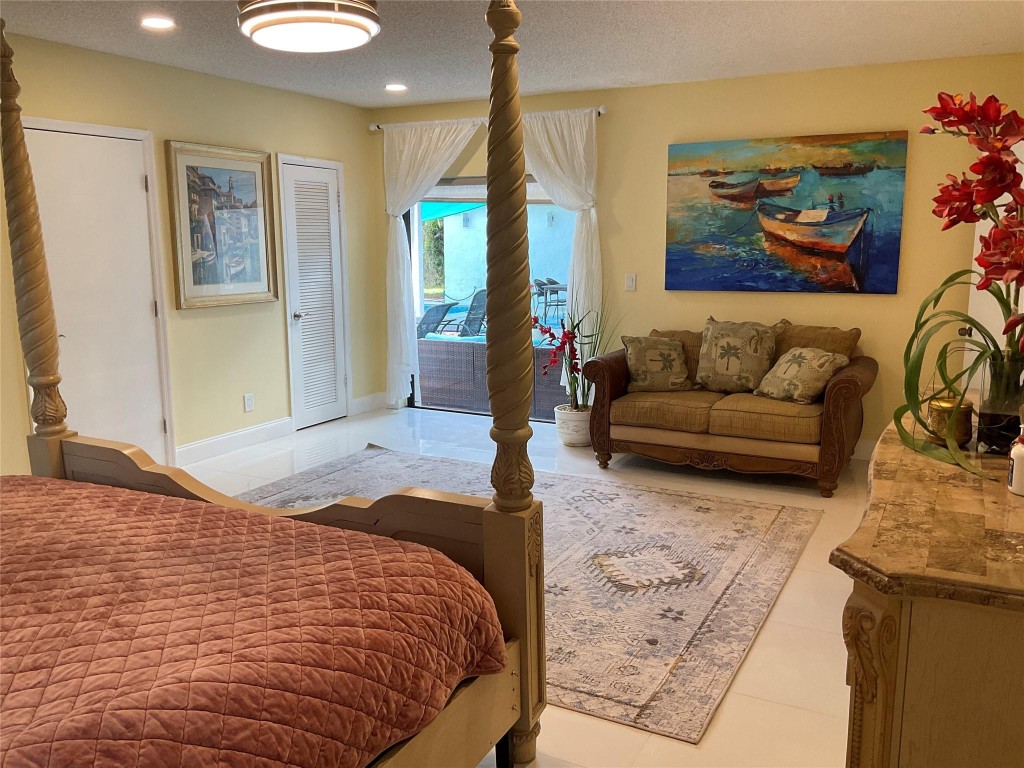 OAK WOOD - Residential