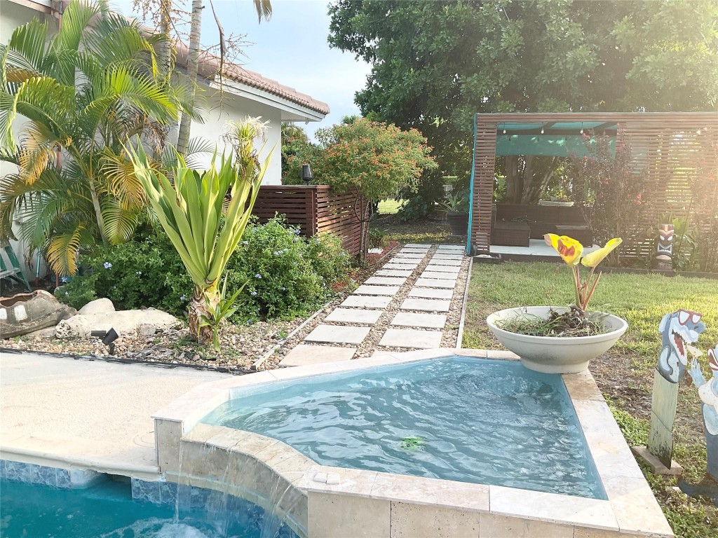 OAK WOOD - Residential