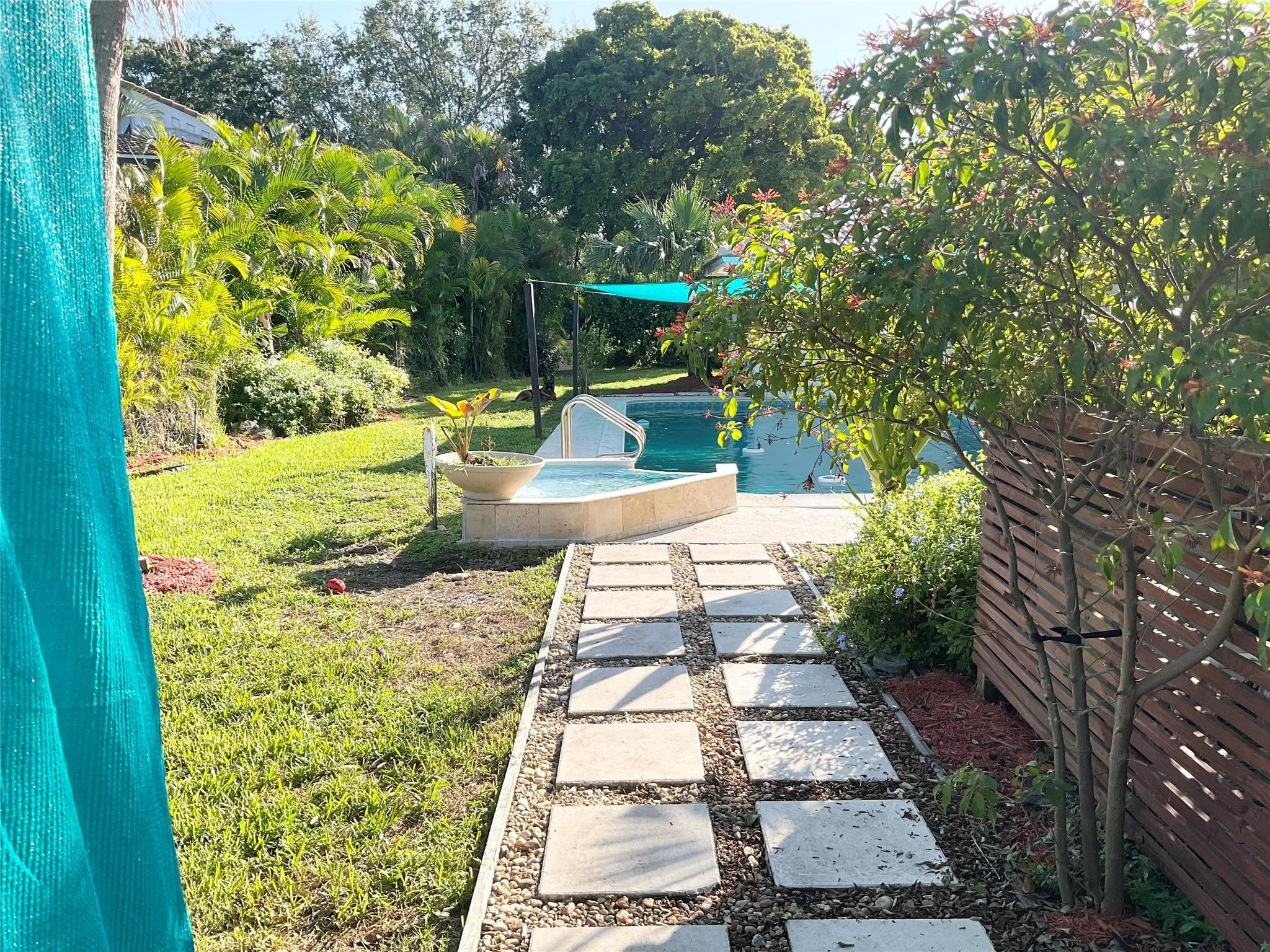 OAK WOOD - Residential