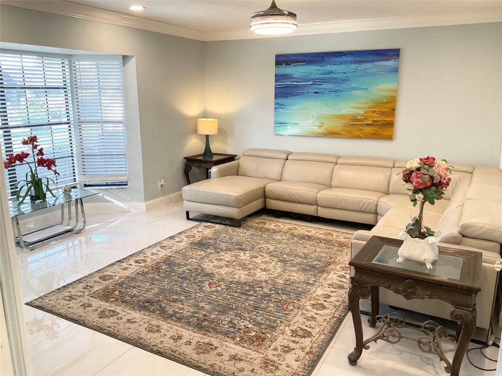 OAK WOOD - Residential